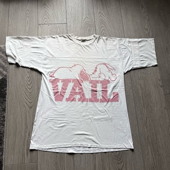 Peanuts Tops - Vintage Single Stitch Cream and Pink Snoopy Vail 1958 Tee Schulz